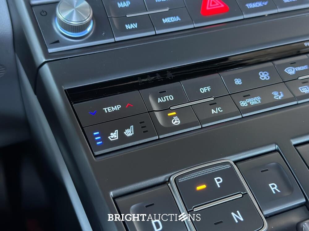 Hyundai NEXO FCEV Plus Pack 163pk 2020 (Origineel-NL), J-193-NB