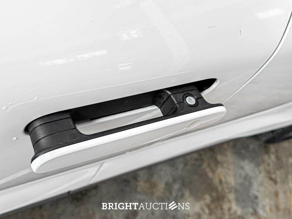 Hyundai NEXO FCEV Plus Pack 163pk 2020 (Origineel-NL), J-193-NB