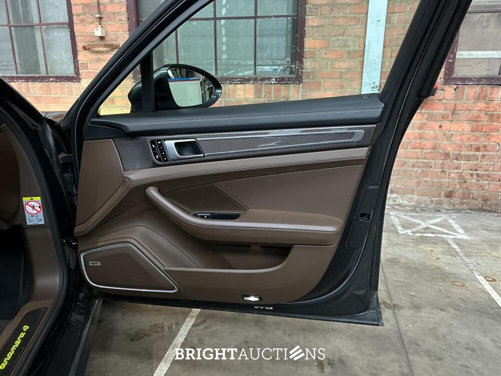 Porsche Panamera 4 E-Hybrid Executive 2.9 V6 Sport-Chrono 470hp 2017 (Original-NL & 1st Owner), RG-203-N