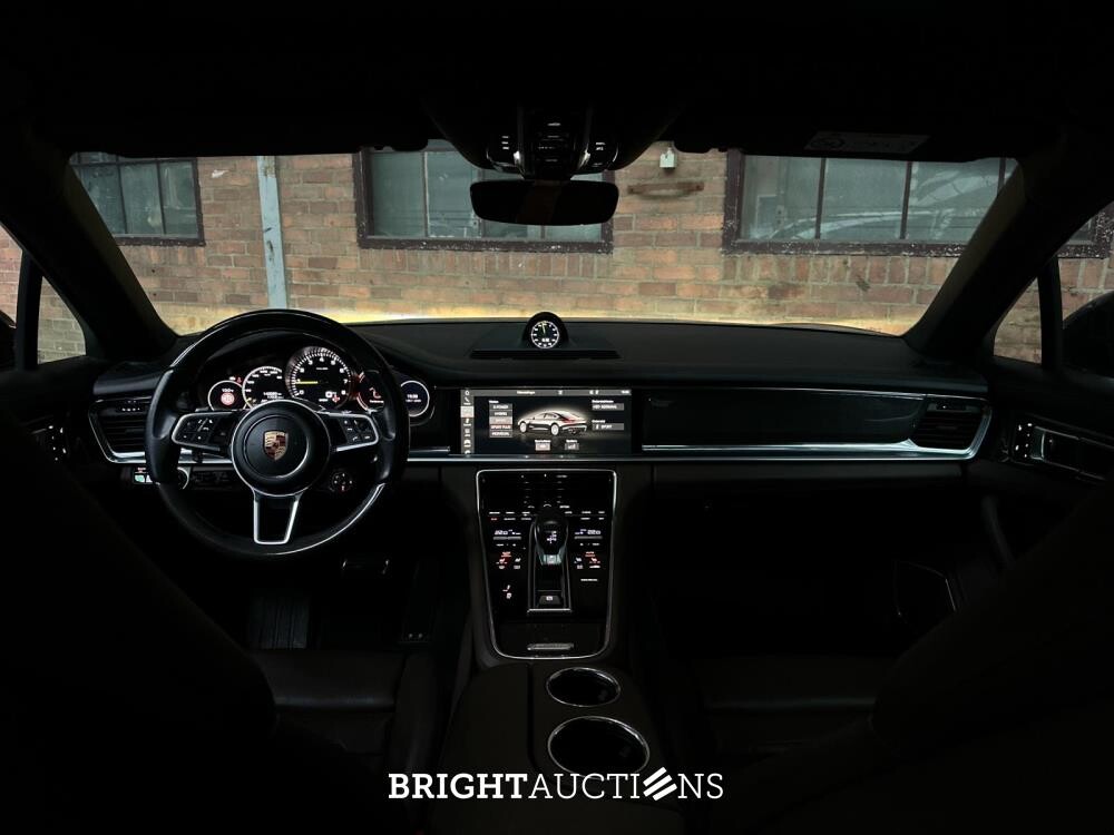 Porsche Panamera 4 E-Hybrid Executive 2.9 V6 Sport-Chrono 470hp 2017 (Original-NL & 1st Owner), RG-203-N