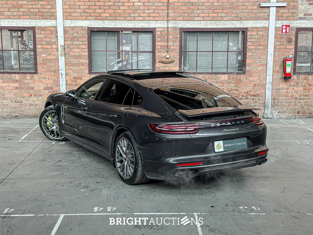 Porsche Panamera 4 E-Hybrid Executive 2.9 V6 Sport-Chrono 470hp 2017 (Original-NL & 1st Owner), RG-203-N