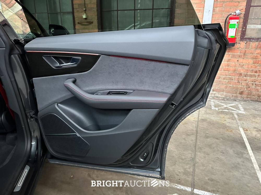 Audi Q8 60 TFSIe Competition 490HP 2025, HPT-80-V Herstellergarantie