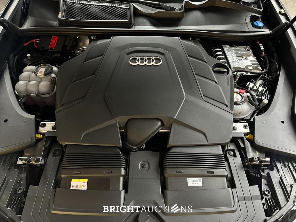 Audi Q8 60 TFSIe Competition 490HP 2025, HPT-80-V Herstellergarantie