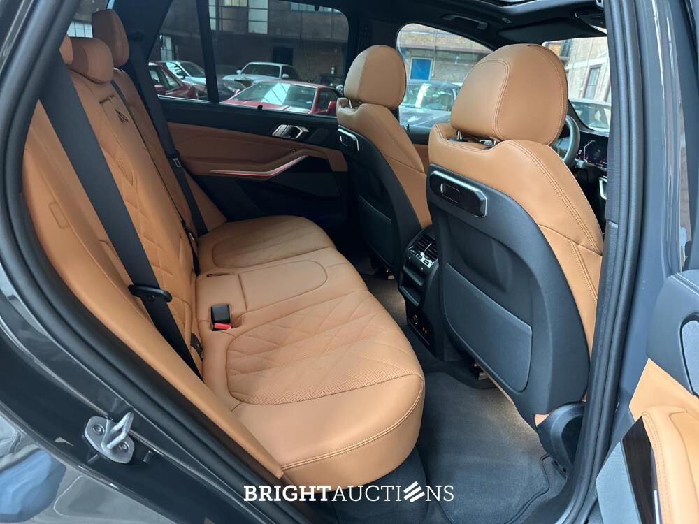 BMW X5 xDrive50e M-Sport 489pk 2025 (Fabrieksgarantie)