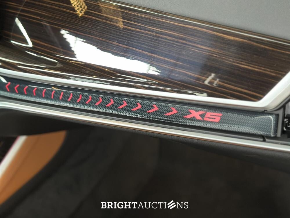 BMW X5 xDrive50e M-Sport 489pk 2025 (Fabrieksgarantie)