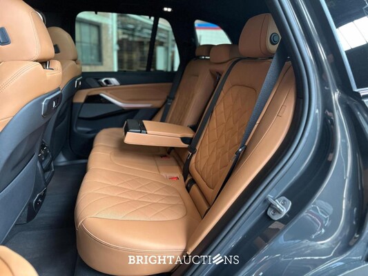 BMW X5 xDrive50e M-Sport 489pk 2025 (Fabrieksgarantie)