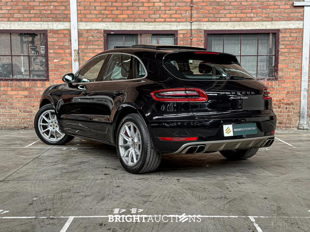 Porsche Macan Turbo 3.6 V6 400pk 2014 (Origineel-NL & 1e Eigenaar), 6-XSG-36