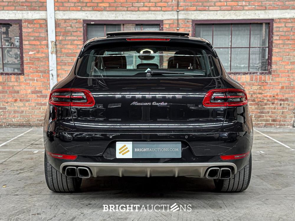 Porsche Macan Turbo 3.6 V6 400pk 2014 (Origineel-NL & 1e Eigenaar), 6-XSG-36