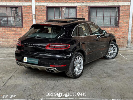 Porsche Macan Turbo 3.6 V6 400pk 2014 (Origineel-NL & 1e Eigenaar), 6-XSG-36