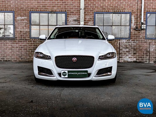 Jaguar XF 2.0d 179pk 2017, SR-372-R