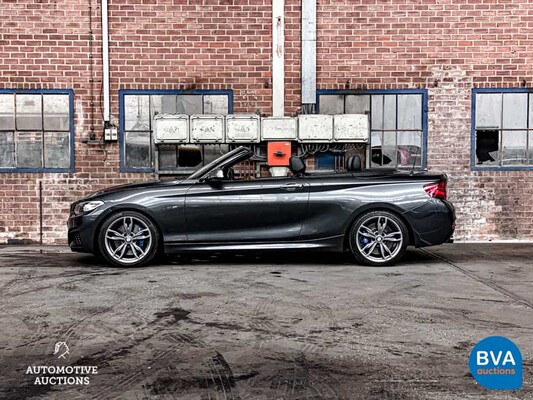 BMW M235i Executive Cabrio 2-serie 326pk 2015, R-144-BJ