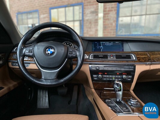 BMW 760Li V12 7-serie 2011 544pk, ZK-833-L.