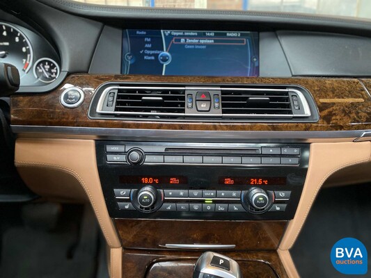 BMW 760Li V12 7-serie 2011 544pk, ZK-833-L.