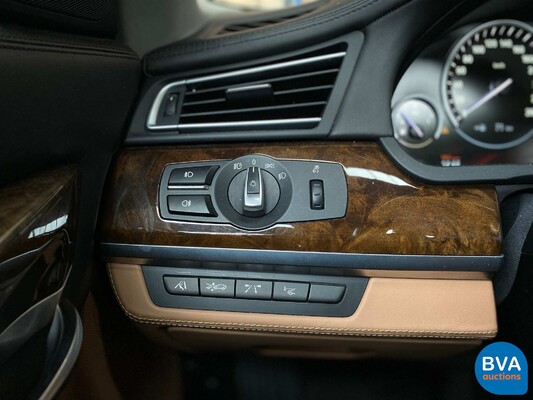 BMW 760Li V12 7er Serie 2011 544PS, ZK-833-L.