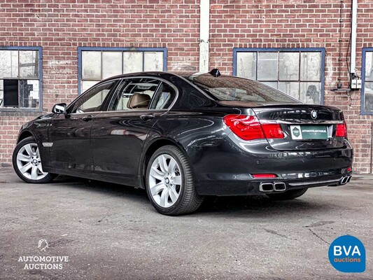 BMW 760Li V12 7-series 2011 544hp, ZK-833-L.