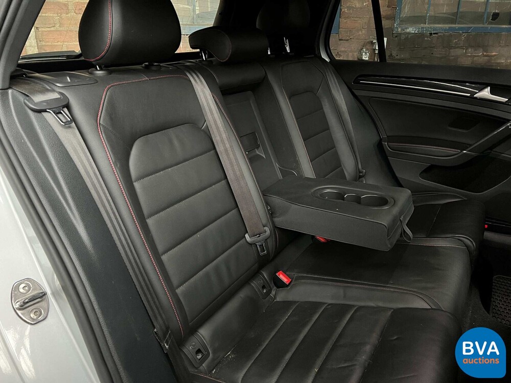 Volkswagen Golf GTI 2.0 TSI 230hp 2016.