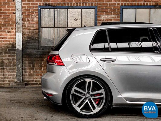 Volkswagen Golf GTI 2.0 TSI 230hp 2016.