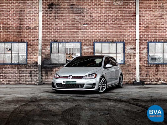 Volkswagen Golf GTI 2.0 TSI 230hp 2016.