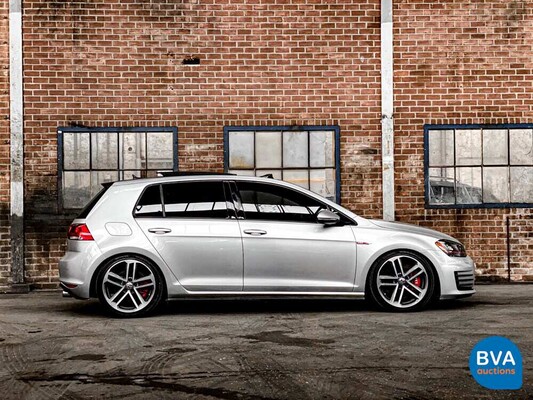 Volkswagen Golf GTI 2.0 TSI 230hp 2016.