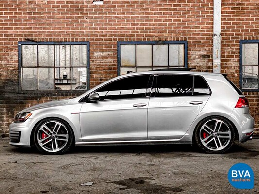 Volkswagen Golf GTI 2.0 TSI 230 PS 2016.