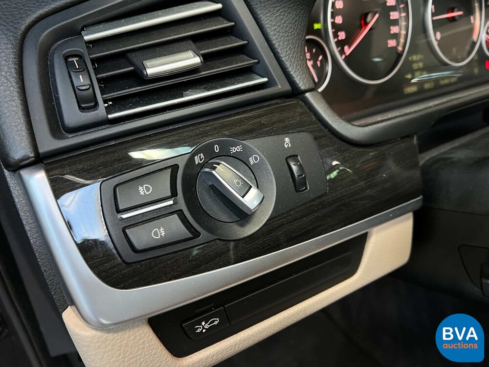 BMW 535d High Executive M-Sport 5er Touring 300PS 2011 -Org. NL-, 66-PFF-9.