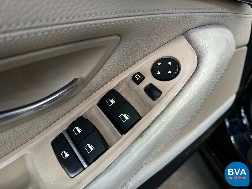 BMW 535d High Executive M-Sport 5er Touring 300PS 2011 -Org. NL-, 66-PFF-9.