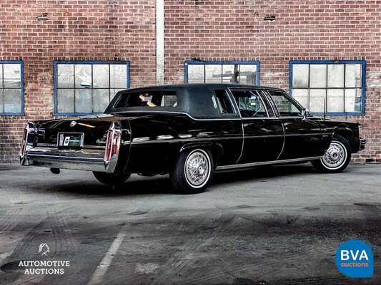 Cadillac Fleetwood Limo 143pk 1973