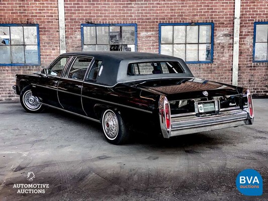 Cadillac Fleetwood Limo 143pk 1973