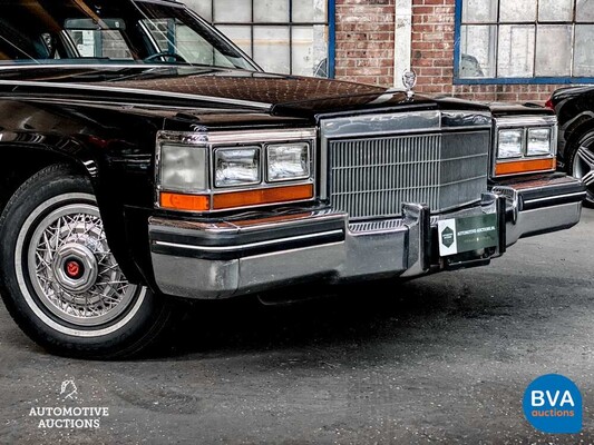 Cadillac Fleetwood Limo 143pk 1973