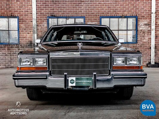 Cadillac Fleetwood Limo 143pk 1973