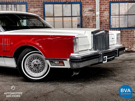 Lincoln Continental Mark VI 2D Coupe ''Bill Blass'' Edition 199pk 1982