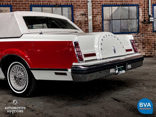 Lincoln Continental Mark VI 2D Coupe ''Bill Blass'' Edition 199pk 1982