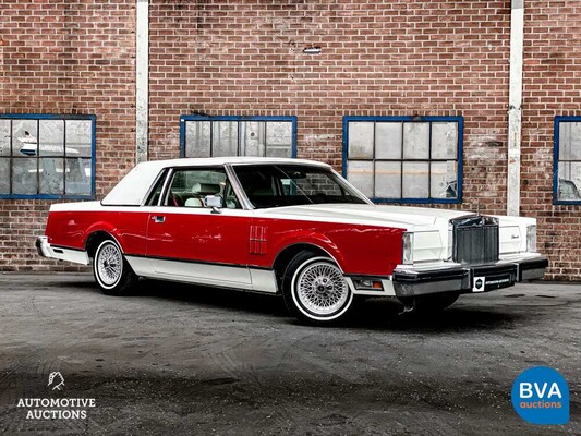 Lincoln Continental Mark VI 2D Coupe ''Bill Blass'' Edition 199pk 1982