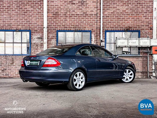 Mercedes-Benz CLK240 Elegance 170pk 2002, 83-JN-FG