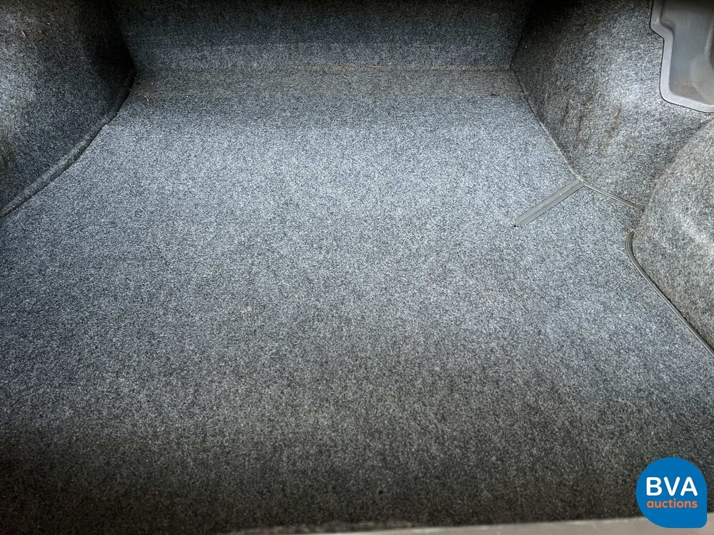 Nissan Laurel 2.4e SLX 128pk 1987 -Org. NL-, SF-81-VS