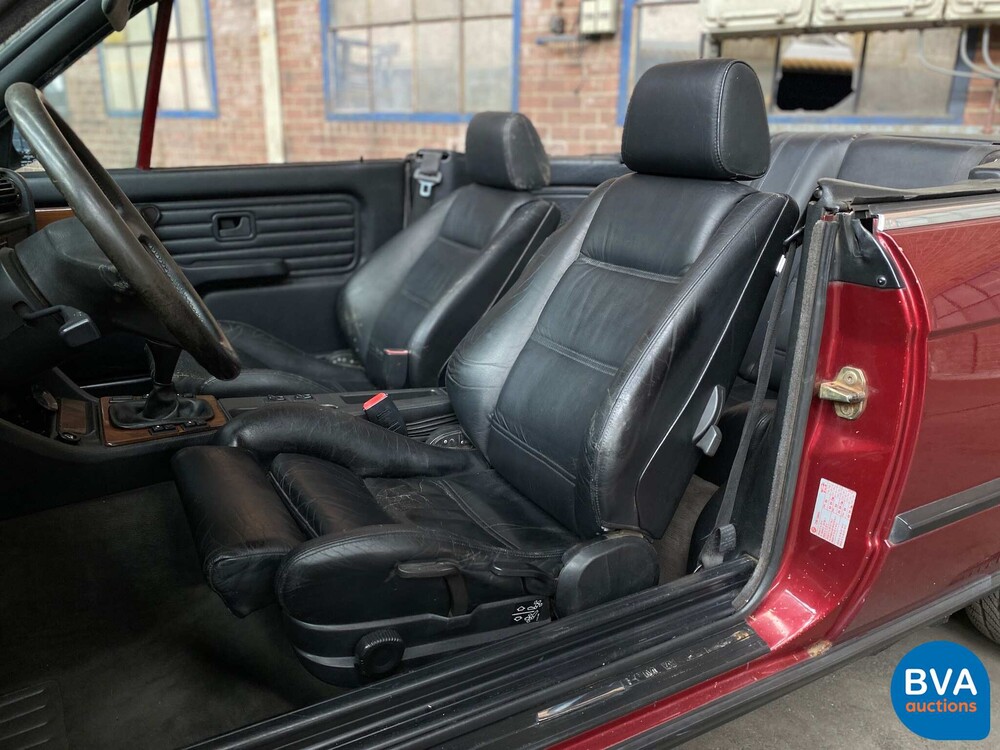 BMW 3-SERIES E30 318I CONVERTIBLE HARDTOP 113HP 1992.