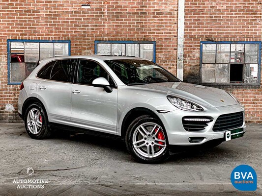 Porsche Cayenne Turbo 4.5 V8 500 PS 2013.