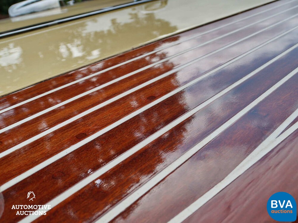 Chris Craft 20" Custom Runabout Speedboat (RIVA, BOESCH) 1948 V8 Big-Block