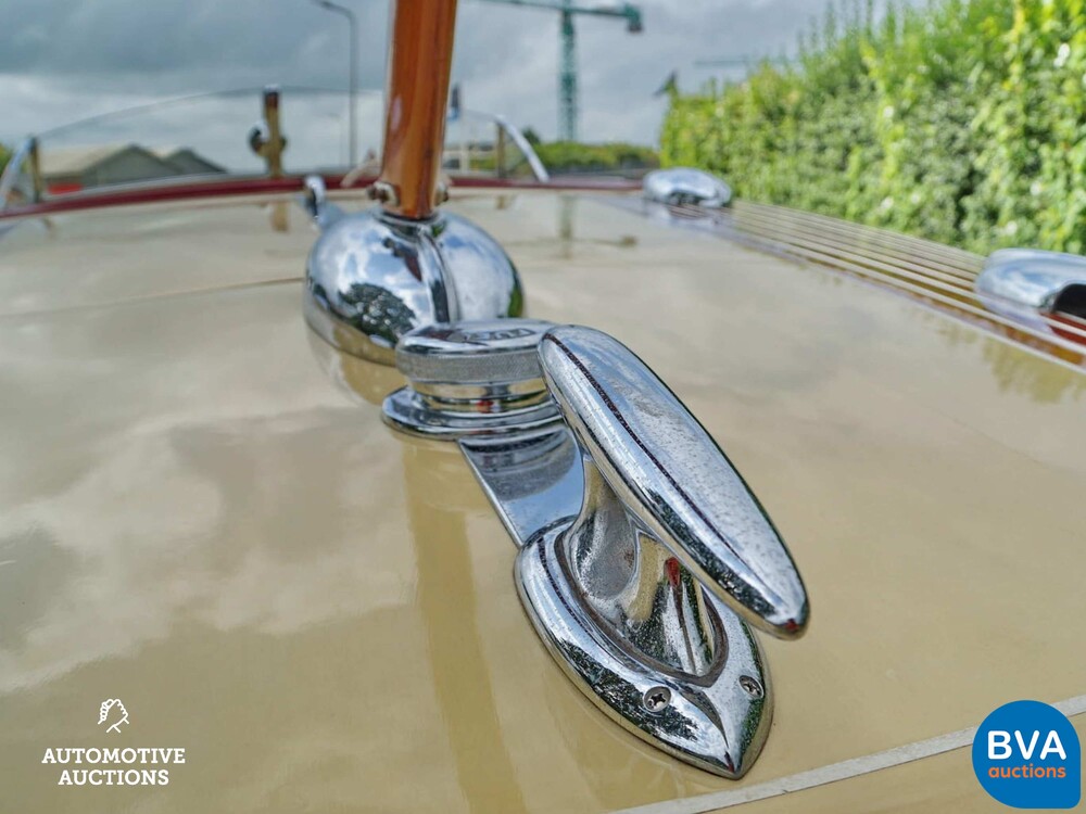 Chris Craft 20" Custom Runabout Speedboat (RIVA, BOESCH) 1948 V8 Big-Block