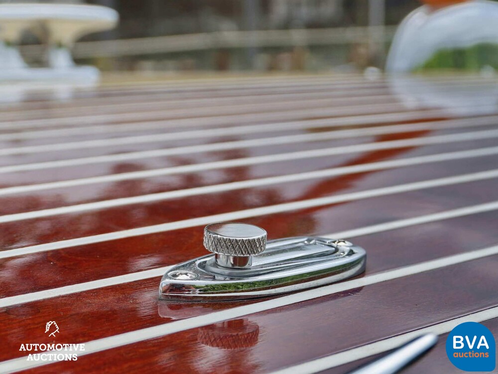 Chris Craft 20" Custom Runabout Speedboat (RIVA, BOESCH) 1948 V8 Big-Block