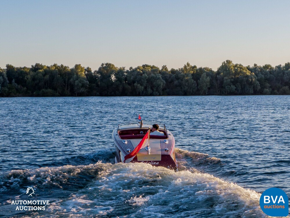 Chris Craft 20" Custom Runabout Speedboat (RIVA, BOESCH) 1948 V8 Big-Block