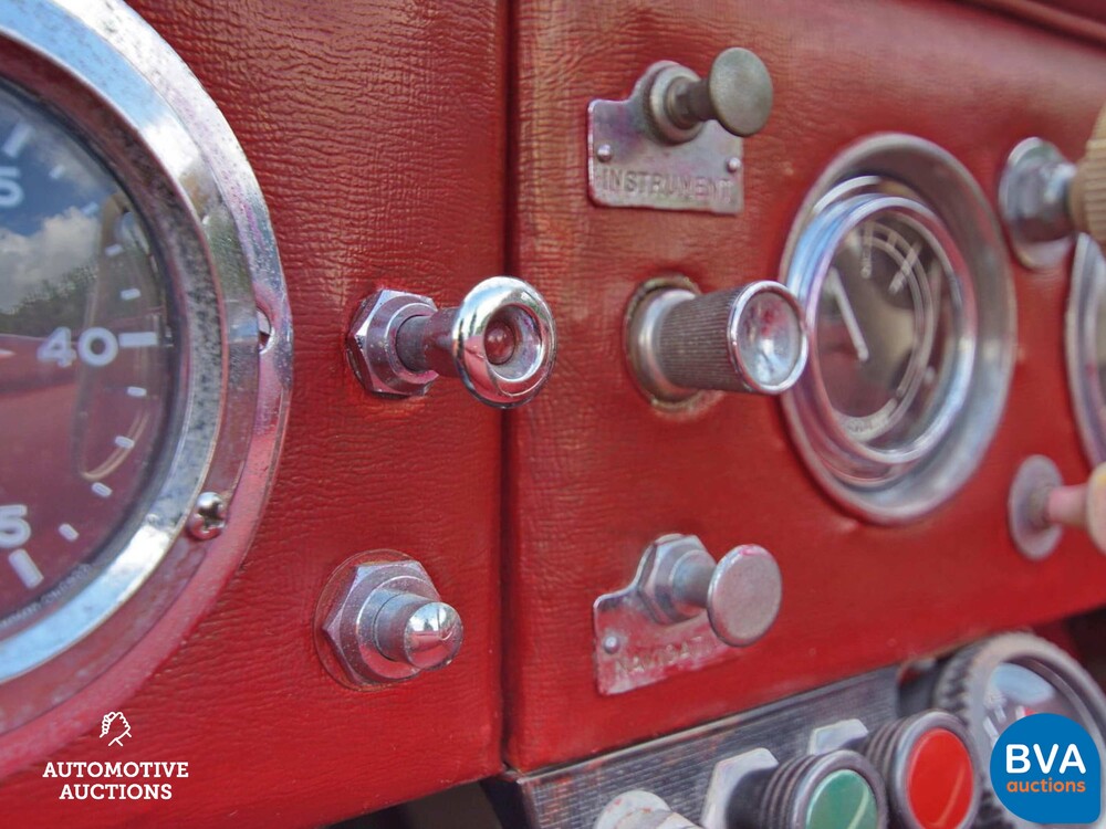 Chris Craft 20" Custom Runabout Speedboat (RIVA, BOESCH) 1948 V8 Big-Block
