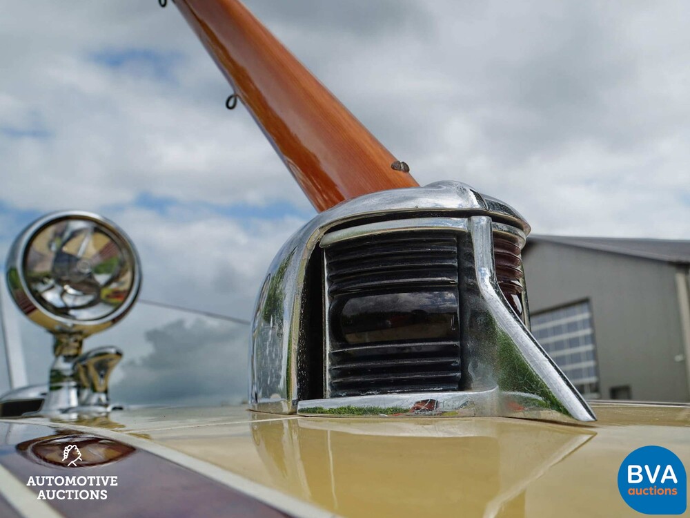 Chris Craft 20" Custom Runabout Speedboat (RIVA, BOESCH) 1948 V8 Big-Block