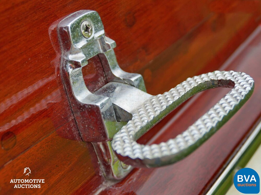 Chris Craft 20" Custom Runabout Speedboat (RIVA, BOESCH) 1948 V8 Big-Block