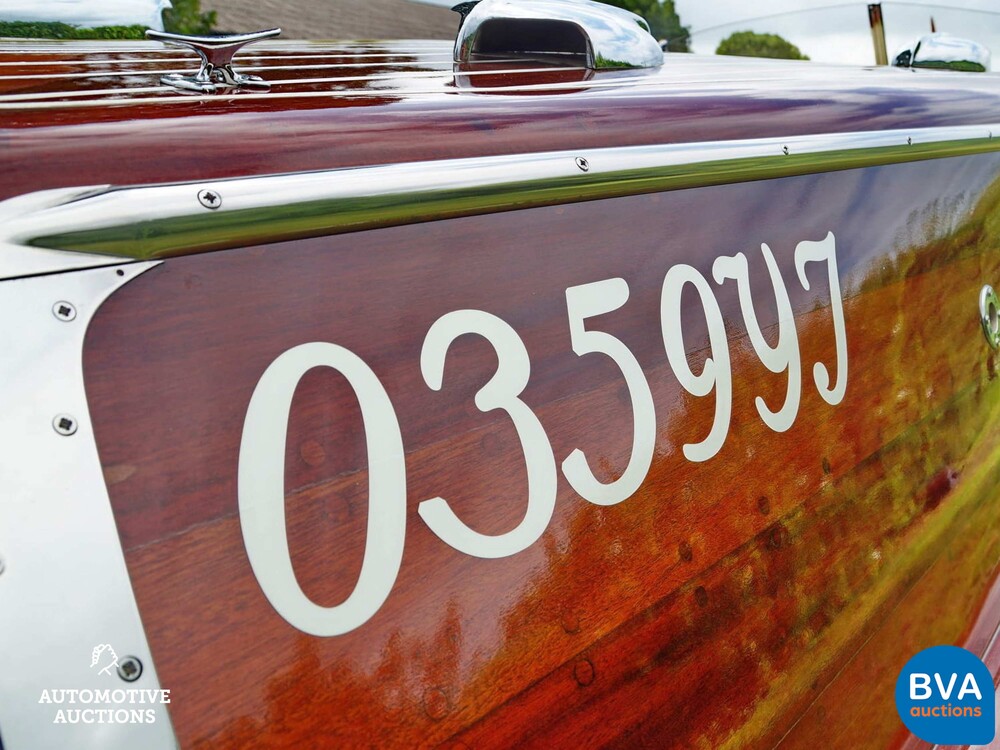 Chris Craft 20" Custom Runabout Speedboat (RIVA, BOESCH) 1948 V8 Big-Block