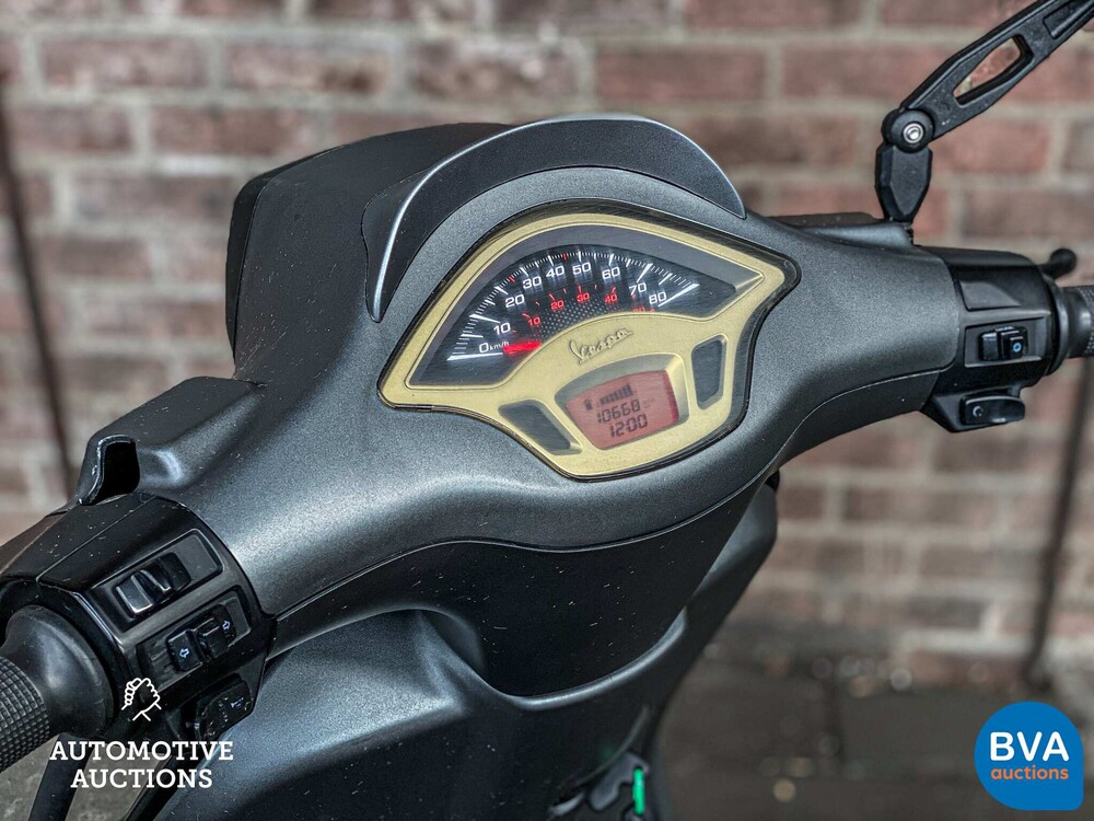 Piaggio Vespa Sprint 4-Takt 25km, DGX-66-R