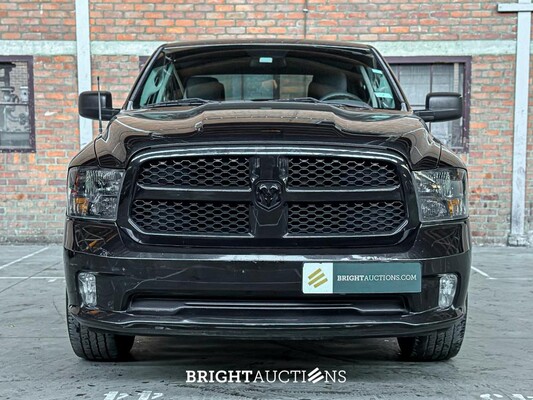 Dodge Ram 1500 5.7 Hemi V8 2018 6-Peroons