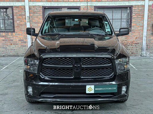 Dodge Ram 1500 5.7 Hemi V8 2018 6-Peroons