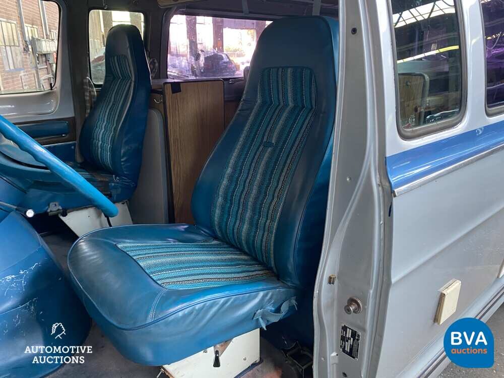 Dodge Tradesman 200 Wohnmobil 218 PS 1976, HB-ZN-98.