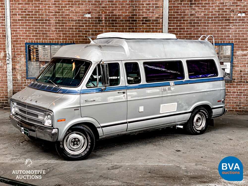 Dodge Tradesman 200 Wohnmobil 218 PS 1976, HB-ZN-98.